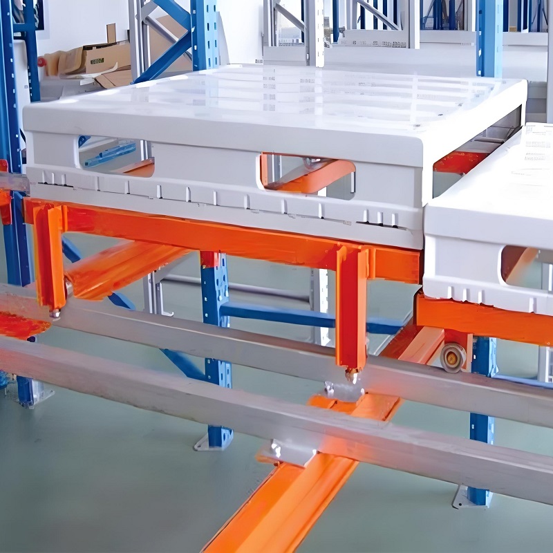 Op maat gemaakte, zware industriële palletstellingen met push-back systeem, ruime voorraad en snelle levering.