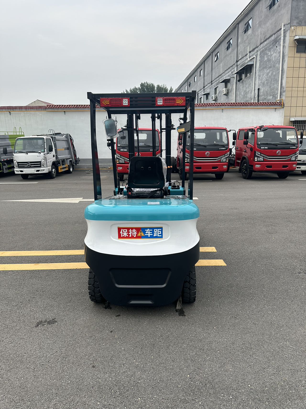 Reachstapelaar, elektrische palletstapelaar, heftruck zonder poten, contragewichtheftruck met fabrieksprijs