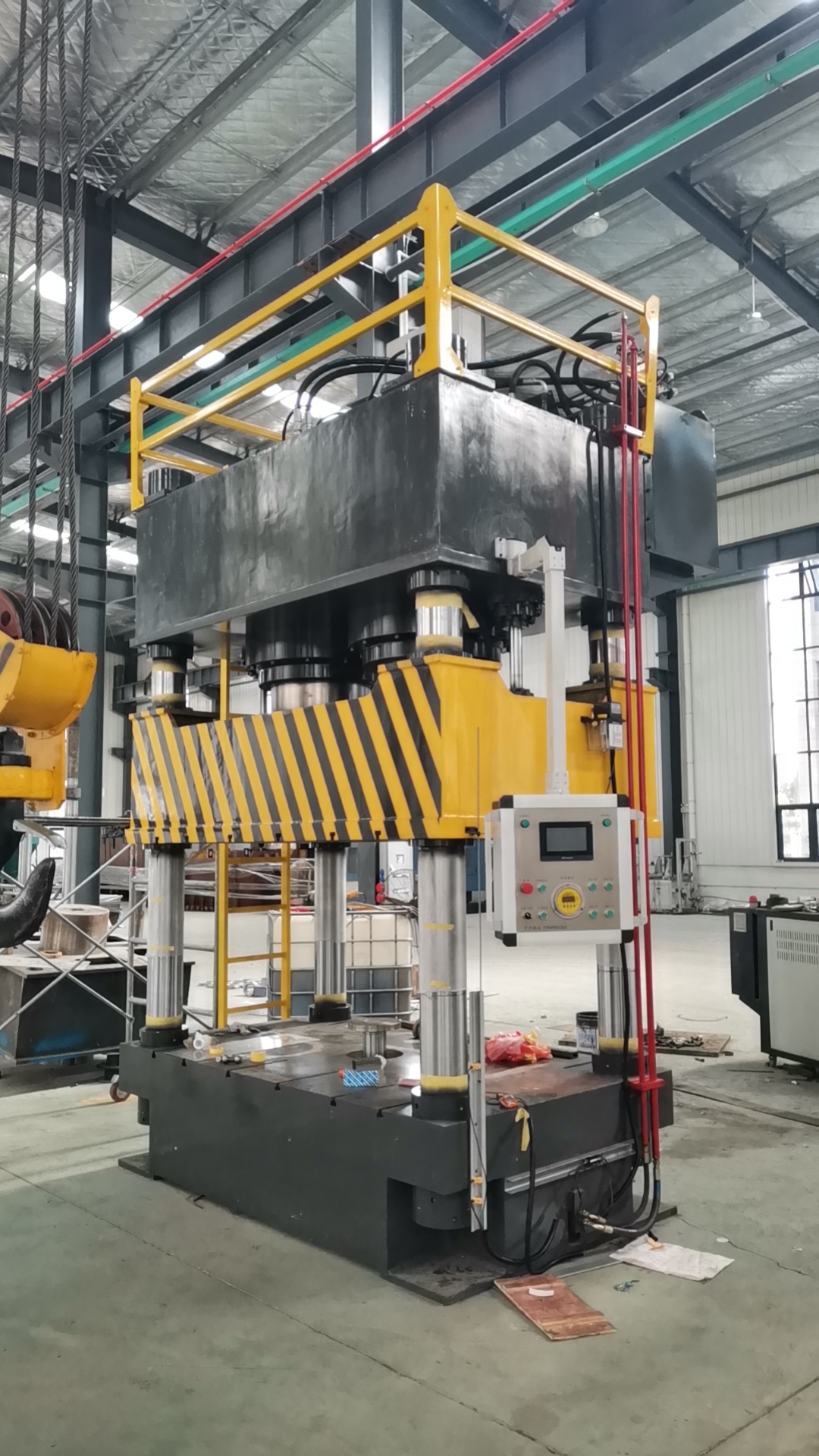 Wood Pallet Production Process | Compression Molding Wood Pallet Manufacturing