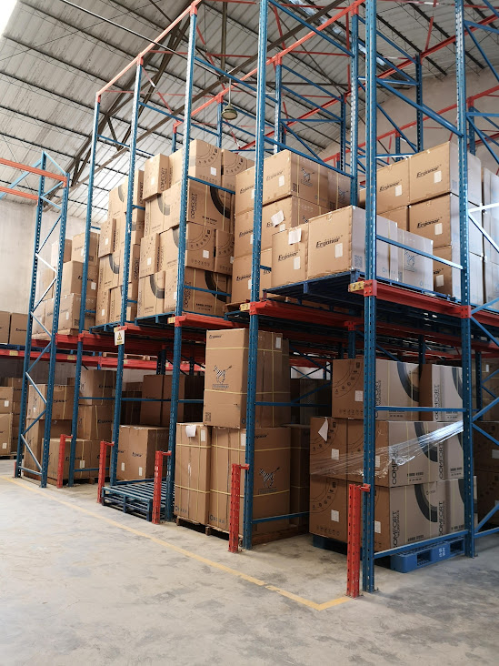 Inrijbare palletstellingen met hoge dichtheid voor uw magazijn