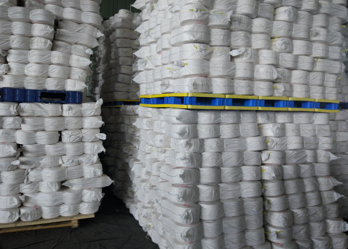 Robuuste kunststof pallet magazijnstellingen