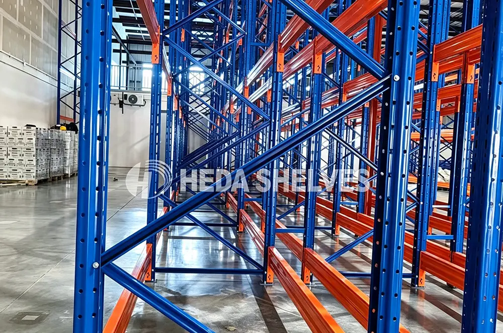 Eindinspectie en oplevering van logistiek magazijn