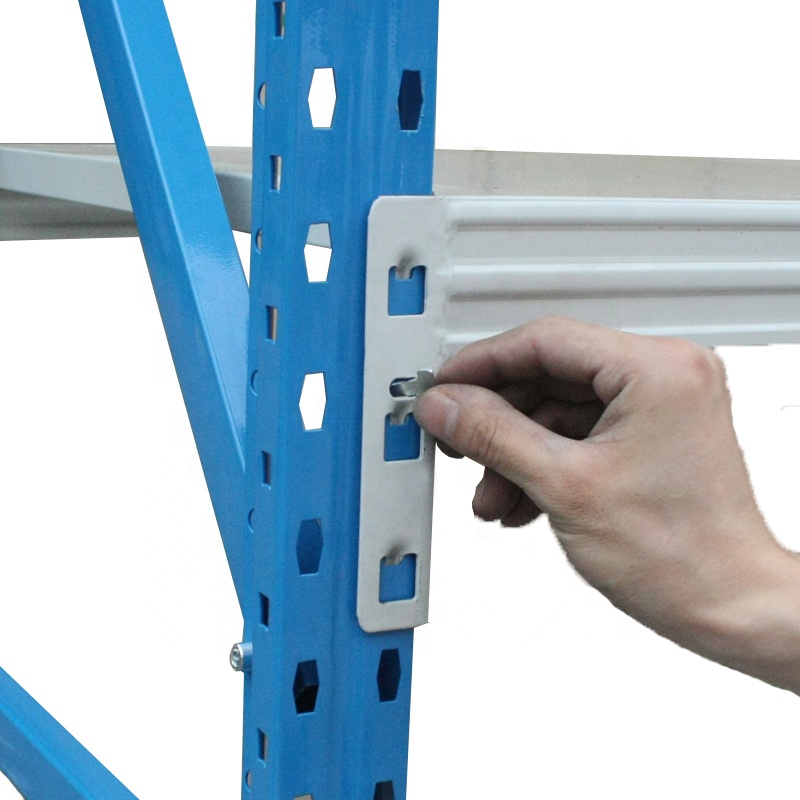 Installatie diagonale en horizontale schoor