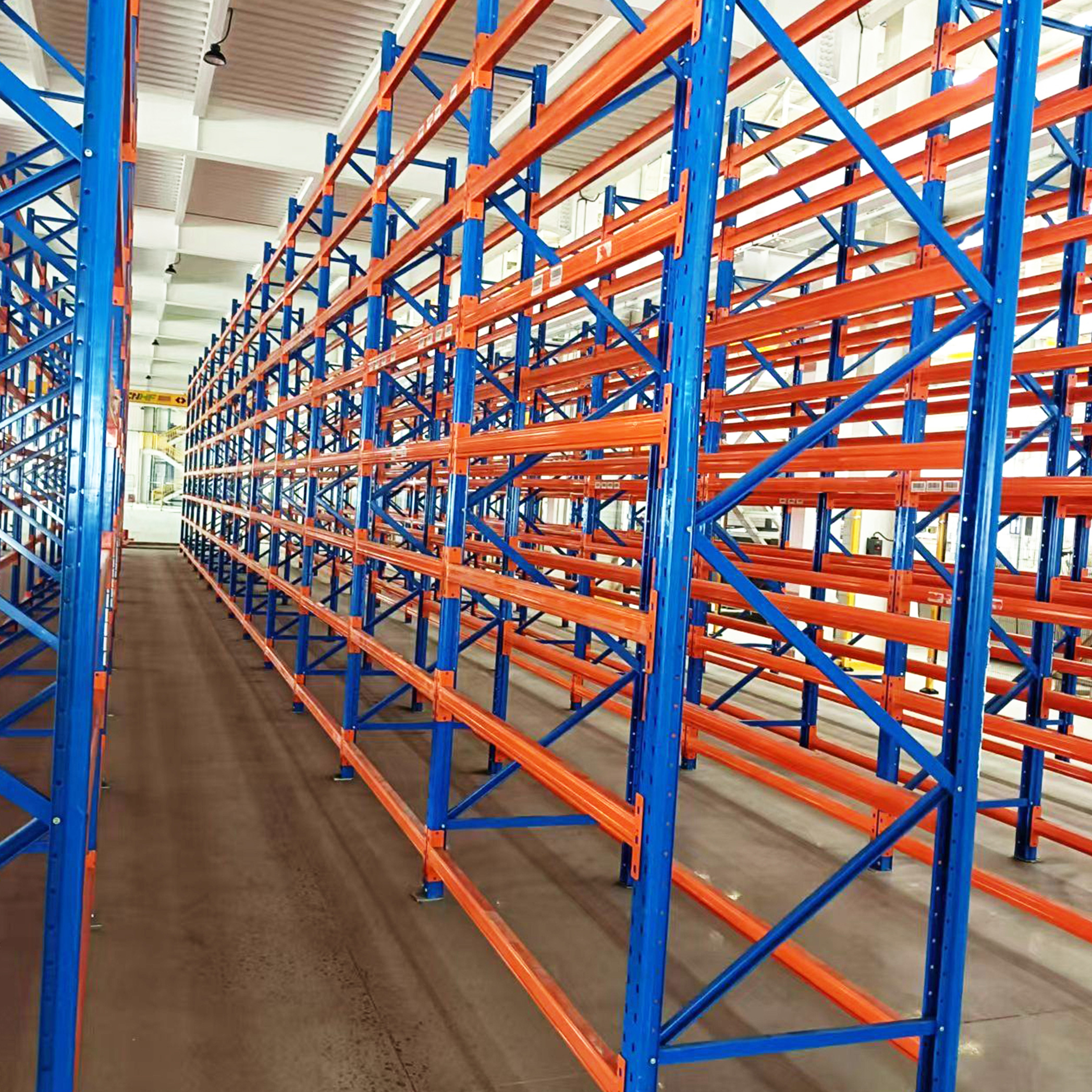 Hoogwaardige stalen opslagrekken van 500 kg, 5-laags verstelbare palletstellingen, zwaar uitgevoerd magazijnsysteem, fabrieksaanbieding.