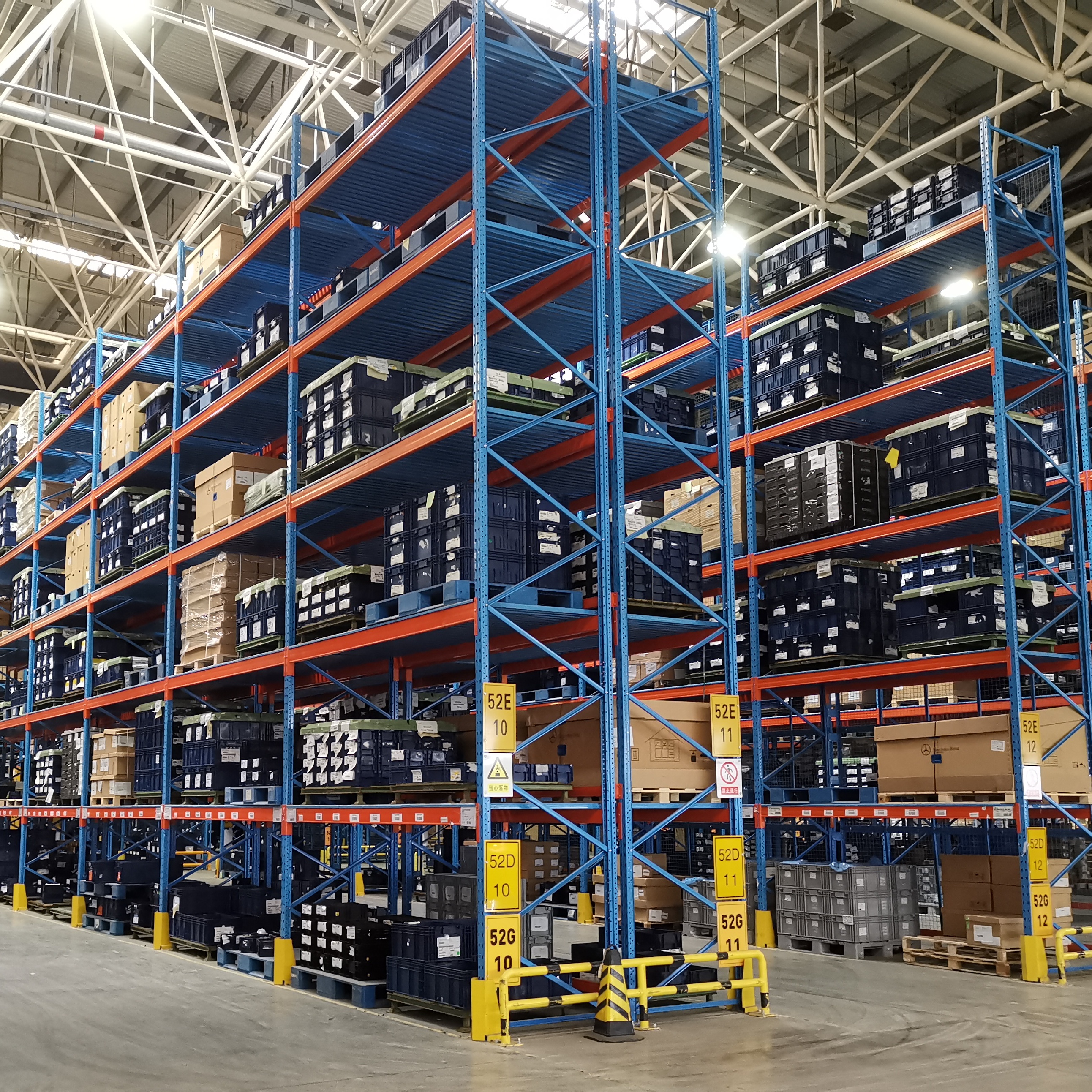 Op maat gemaakte industriële palletstellingen, verstelbare stalen balken, zwaar uitgevoerd, selectief palletstellingsysteem voor magazijnopslag
