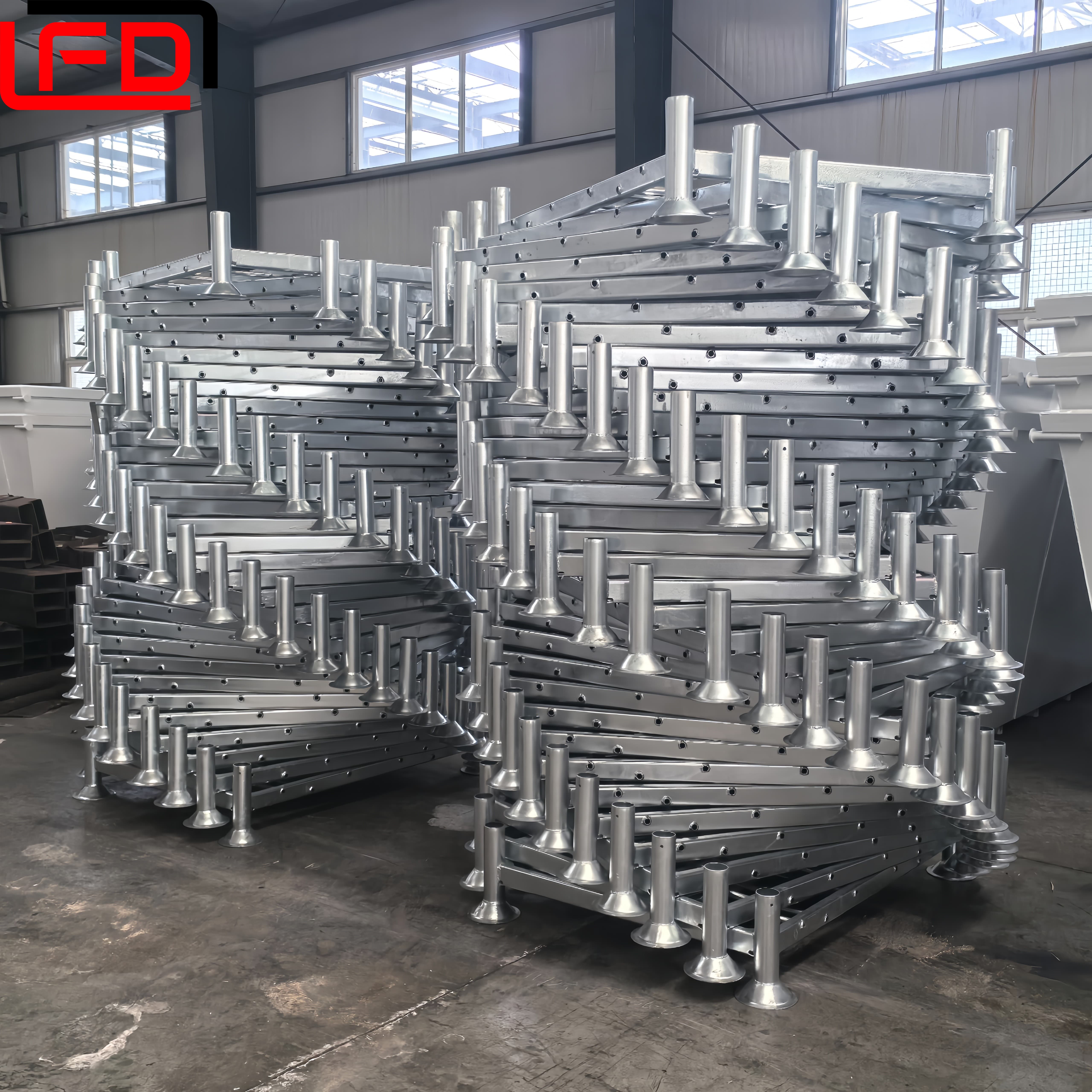 Dompelverzinkte industriële opslag- en logistieke apparatuur, palletstellingen, magazijnstellingen, stapelbare pallets, metalen pallets