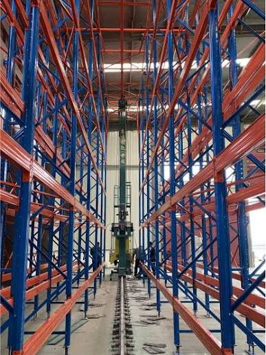 Veiligheidsontworpen dubbeldiepe palletstellingen: een kosteneffectieve dubbeldiepe stellingoplossing.