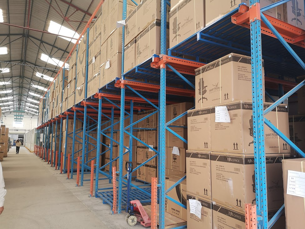 Inrijbare palletstellingen met hoge dichtheid voor uw magazijn